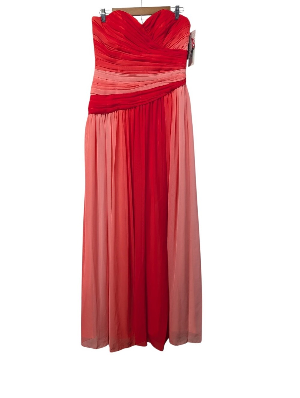 Monique Lhuillier Bridesmaid Strapless Chiffon Maxi Dress Gown Red/Pink 10 NWT